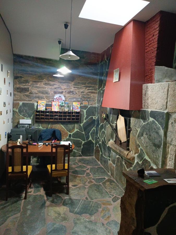 Pension Y Albergue Matias Locanda Sarria Exteriér fotografie